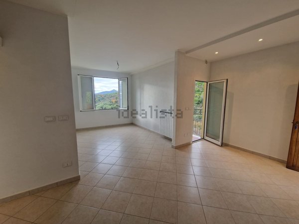 appartamento in vendita a Pietra Ligure in zona Ranzi