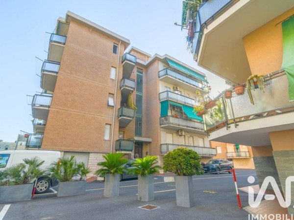 appartamento in vendita a Pietra Ligure in zona Santa Corona