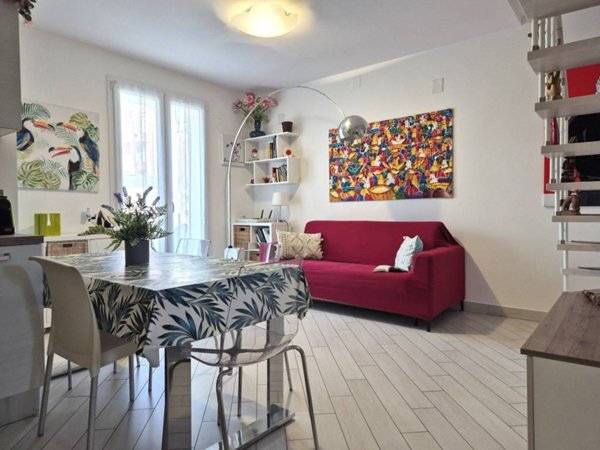 appartamento in vendita a Pietra Ligure in zona Santa Corona