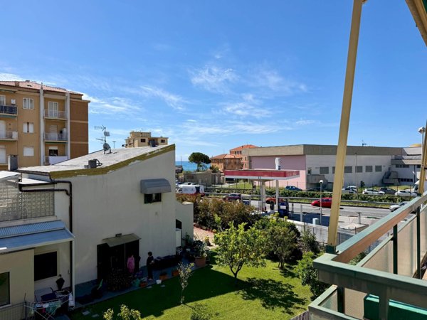 appartamento in vendita a Pietra Ligure