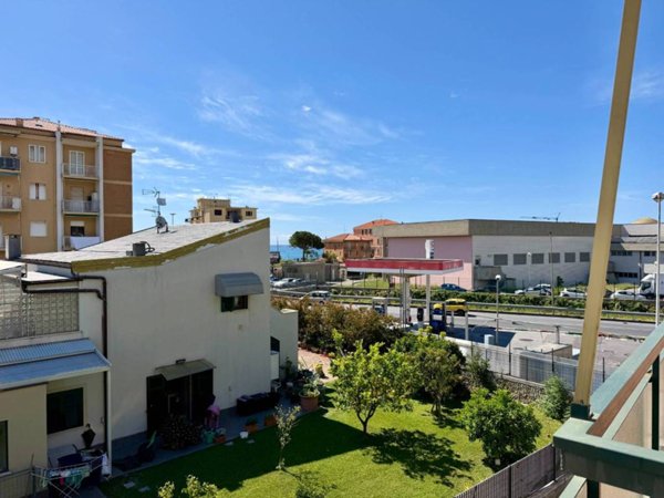 appartamento in vendita a Pietra Ligure in zona Santa Corona