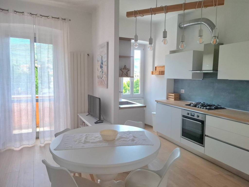 appartamento in vendita a Pietra Ligure in zona Santa Corona