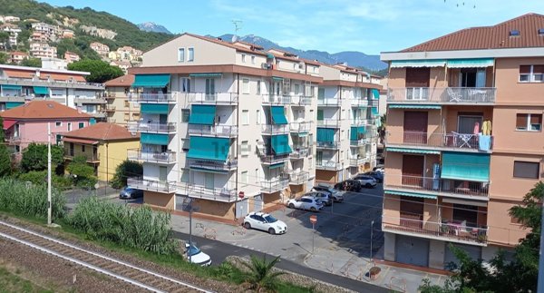 appartamento in vendita a Pietra Ligure in zona Santa Corona