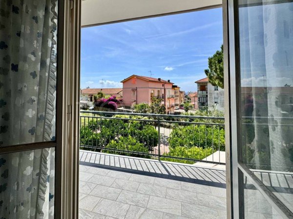 appartamento in vendita a Pietra Ligure in zona Santa Corona