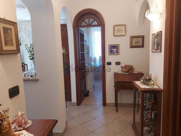 appartamento in vendita a Pietra Ligure in zona Santa Corona