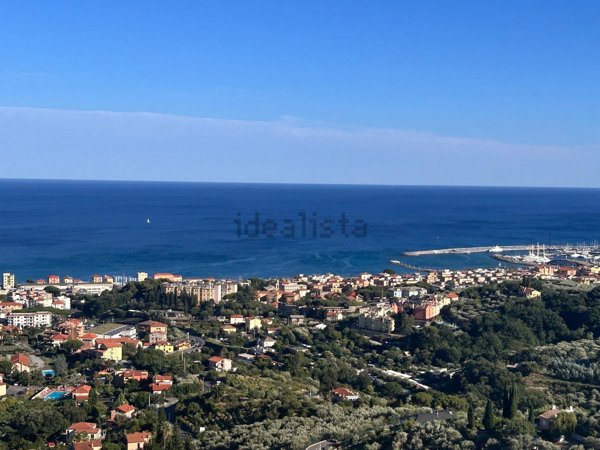 casa indipendente in vendita a Pietra Ligure in zona Ranzi