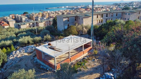 terreno agricolo in vendita a Pietra Ligure in zona Santa Corona