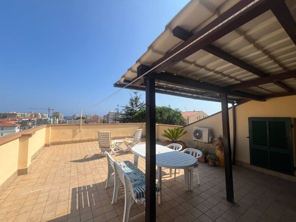 appartamento in vendita a Pietra Ligure in zona Santa Corona