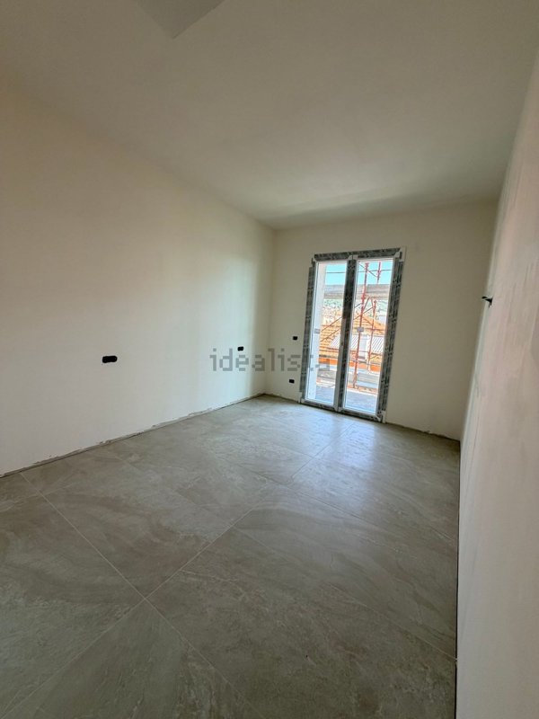 appartamento in vendita a Pietra Ligure in zona Santa Corona