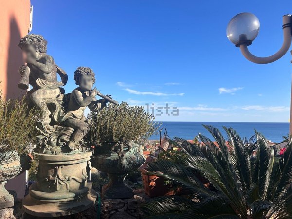 appartamento in vendita a Pietra Ligure in zona Ranzi