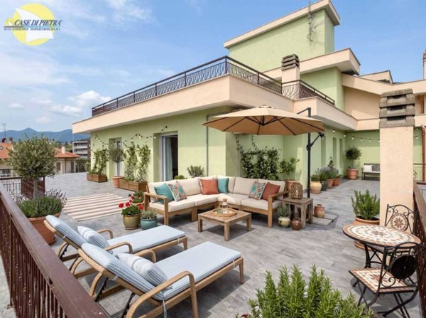 appartamento in vendita a Pietra Ligure in zona Santa Corona