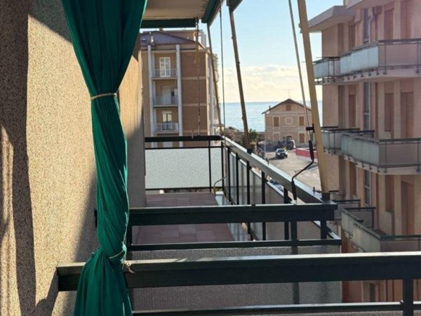 appartamento in vendita a Pietra Ligure in zona Ranzi