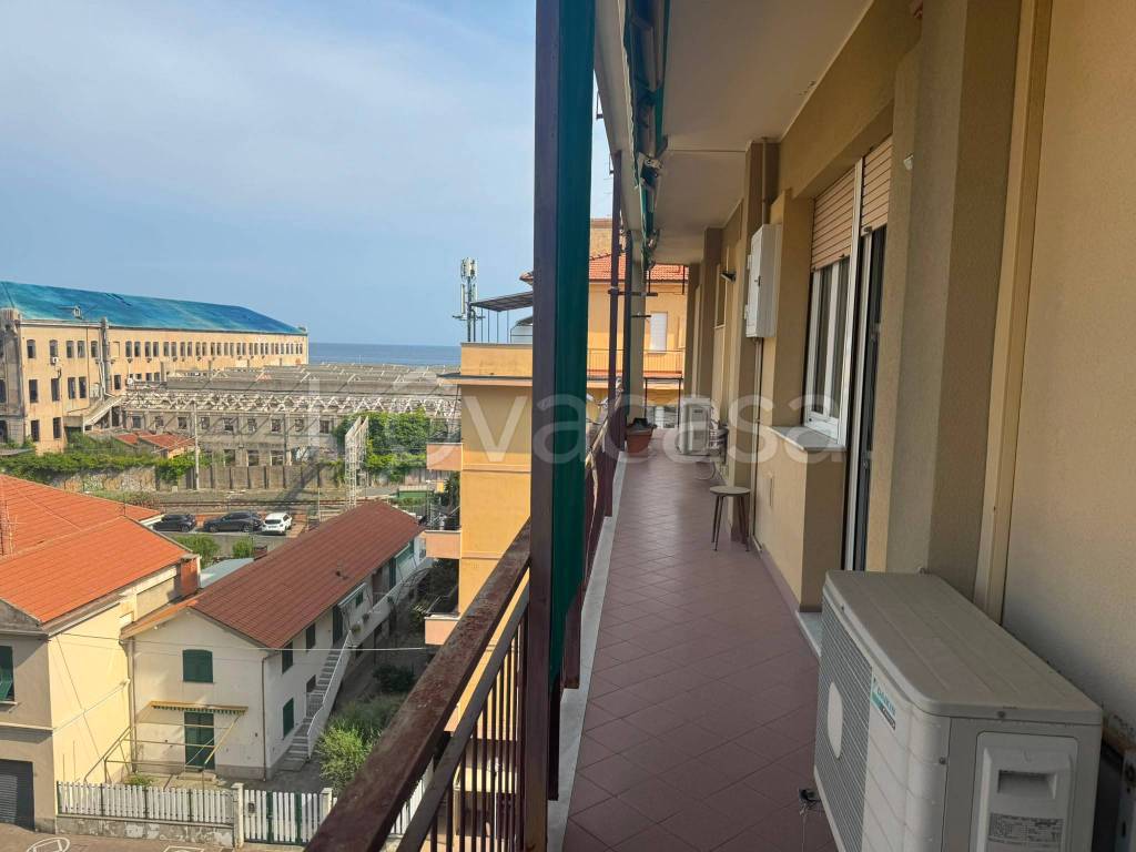 appartamento in vendita a Pietra Ligure in zona Santa Corona
