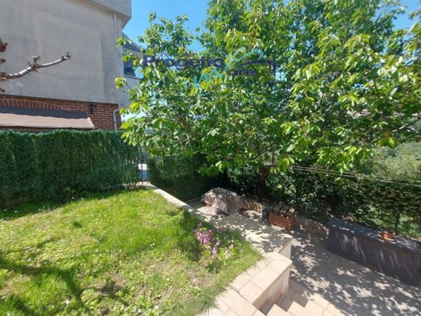 casa indipendente in vendita a Pietra Ligure in zona Ranzi