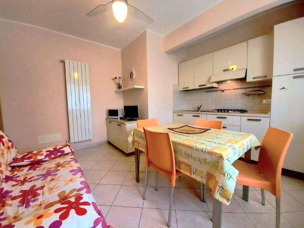 appartamento in vendita a Pietra Ligure in zona Santa Corona