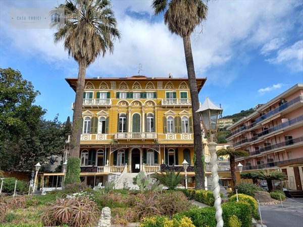 appartamento in vendita a Pietra Ligure in zona Santa Corona