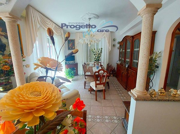 appartamento in vendita a Pietra Ligure in zona Santa Corona