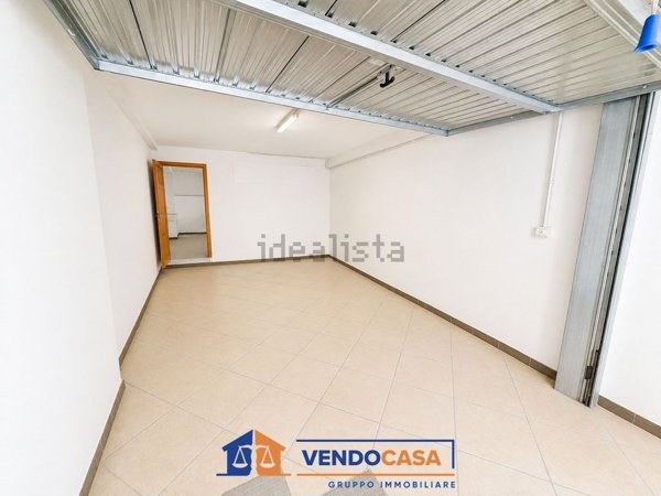 locale di sgombero in vendita a Pietra Ligure in zona Santa Corona