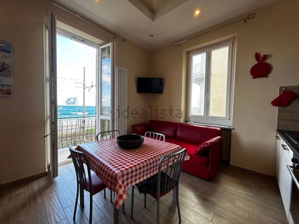 appartamento in vendita a Pietra Ligure in zona Santa Corona