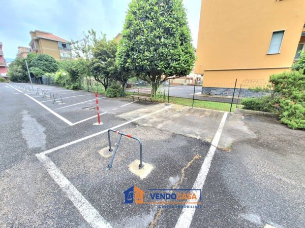 box auto in vendita a Pietra Ligure in zona Santa Corona