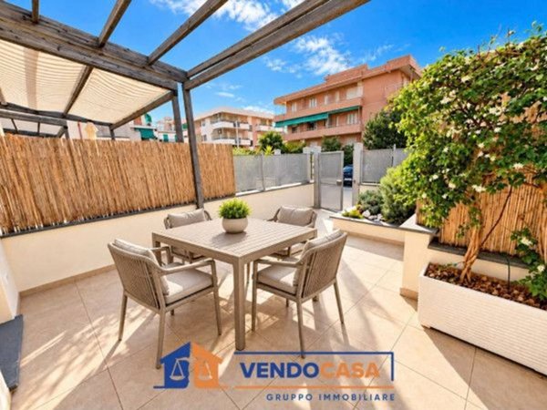 appartamento in vendita a Pietra Ligure in zona Santa Corona