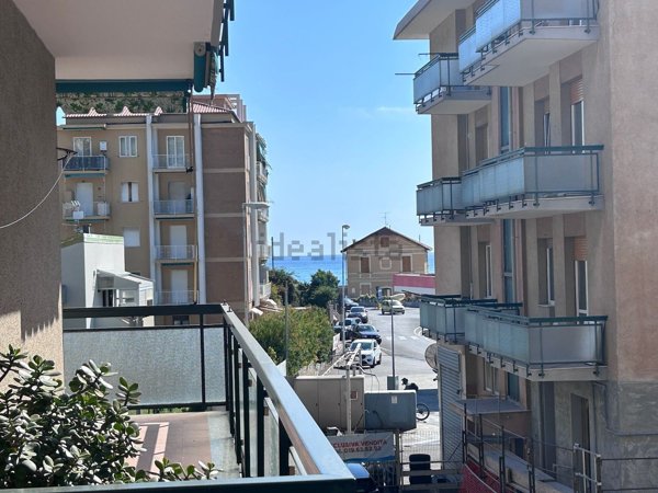 appartamento in vendita a Pietra Ligure in zona Santa Corona