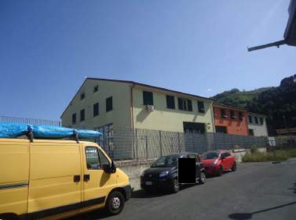 ufficio in vendita a Pietra Ligure in zona Santa Corona