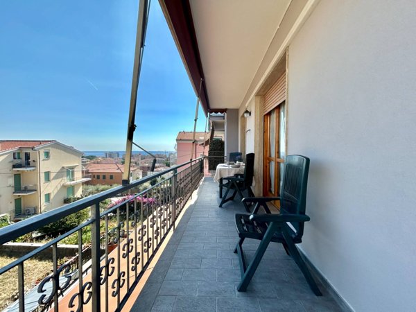 appartamento in vendita a Pietra Ligure in zona Santa Corona