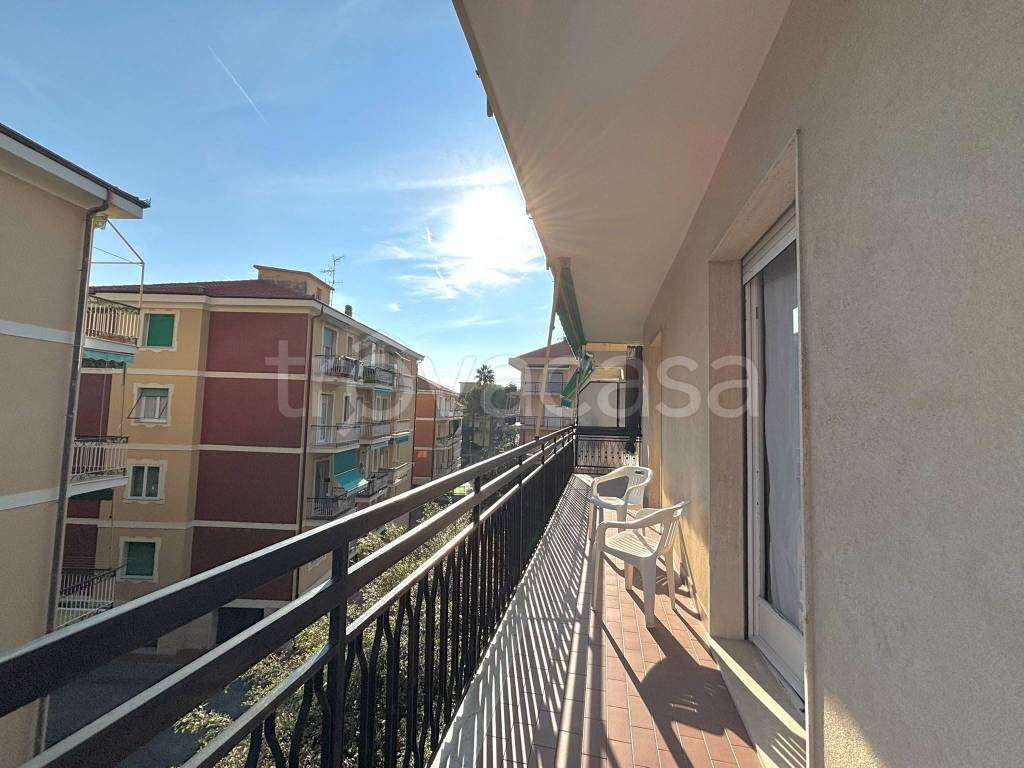appartamento in vendita a Pietra Ligure in zona Santa Corona
