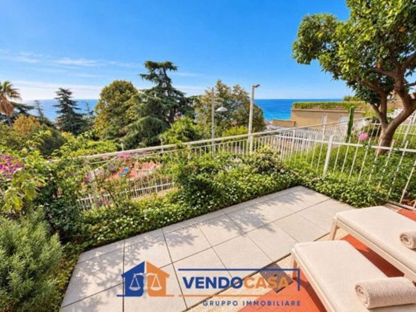 appartamento in vendita a Pietra Ligure in zona Santa Corona