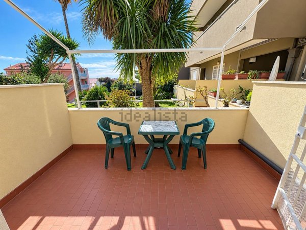 appartamento in vendita a Pietra Ligure in zona Santa Corona