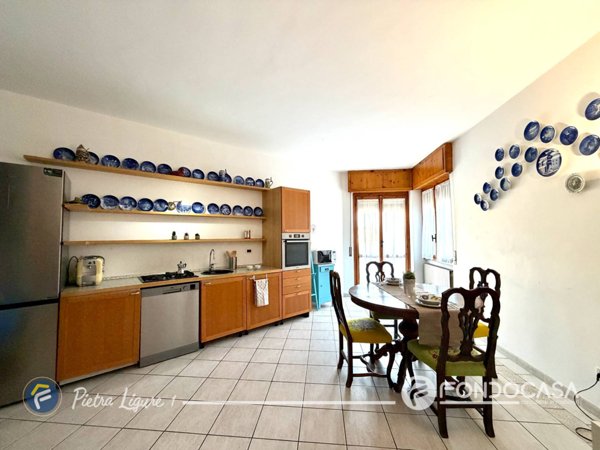 appartamento in vendita a Pietra Ligure in zona Santa Corona