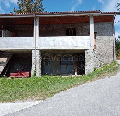 casa indipendente in vendita a Plodio