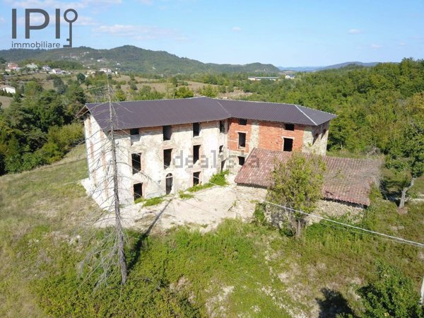 casale in vendita a Plodio