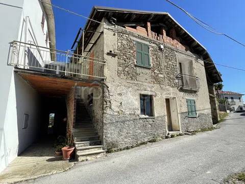 casa indipendente in vendita a Plodio