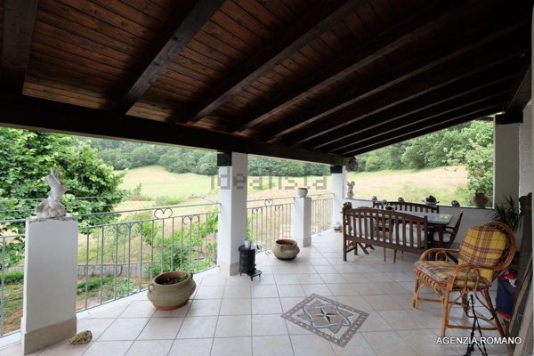 casa indipendente in vendita a Pontinvrea