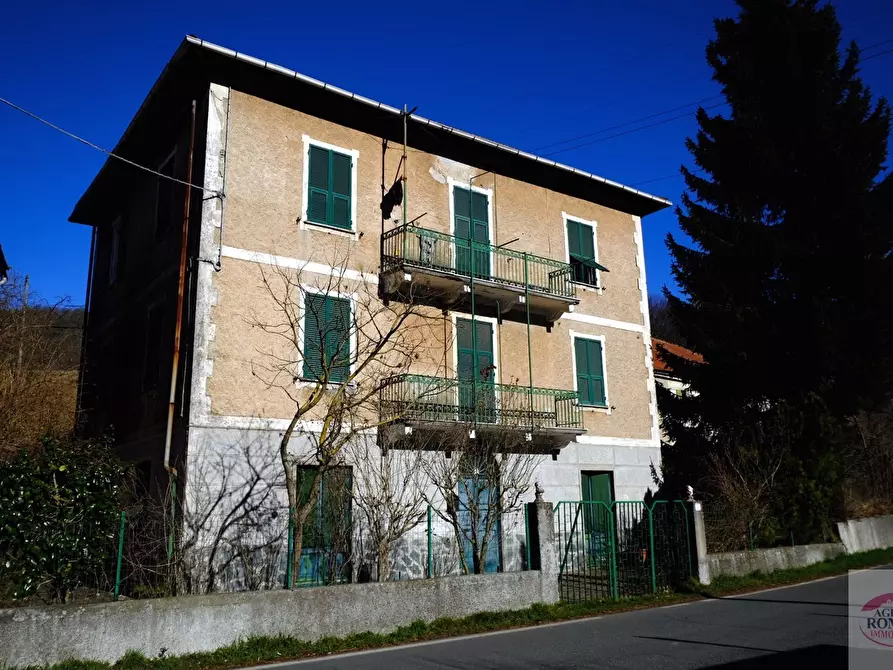 casa indipendente in vendita a Pontinvrea