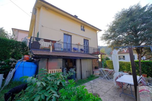 casa indipendente in vendita a Pontinvrea