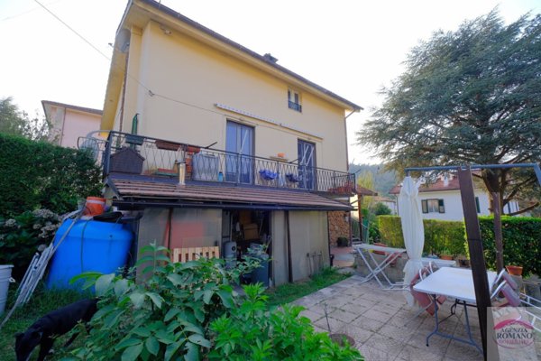 casa indipendente in vendita a Pontinvrea