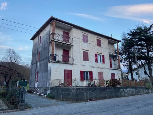 appartamento in vendita a Pontinvrea