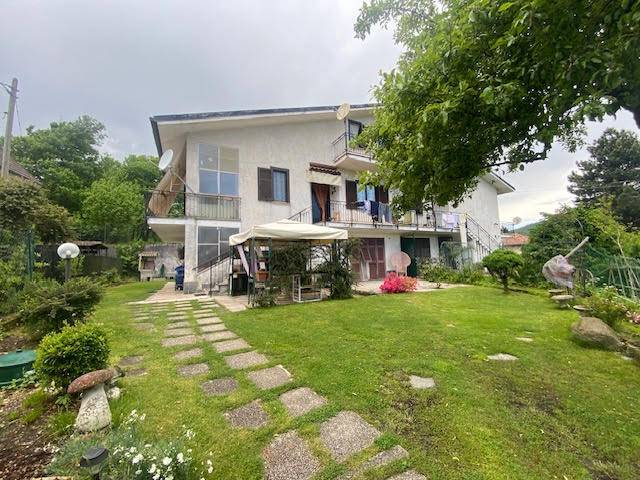 casa indipendente in vendita a Pontinvrea