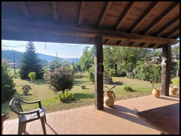 casa indipendente in vendita a Pontinvrea