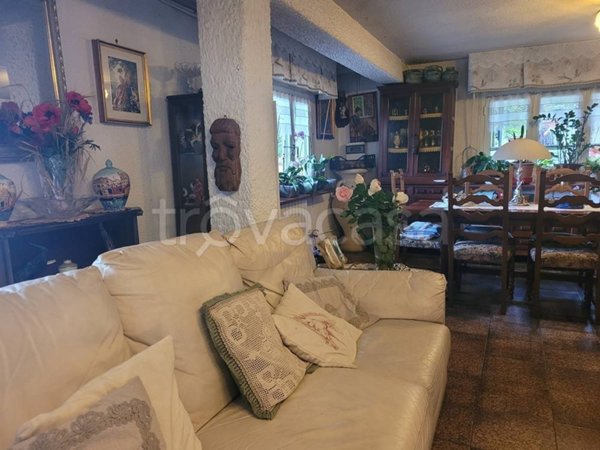 casa indipendente in vendita a Pontinvrea