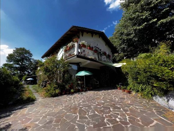 casa indipendente in vendita a Pontinvrea