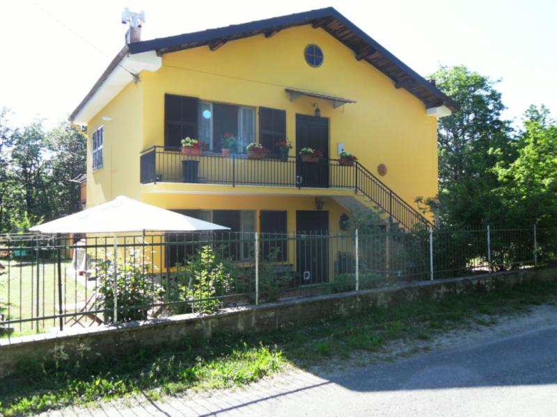 casa indipendente in vendita a Pontinvrea