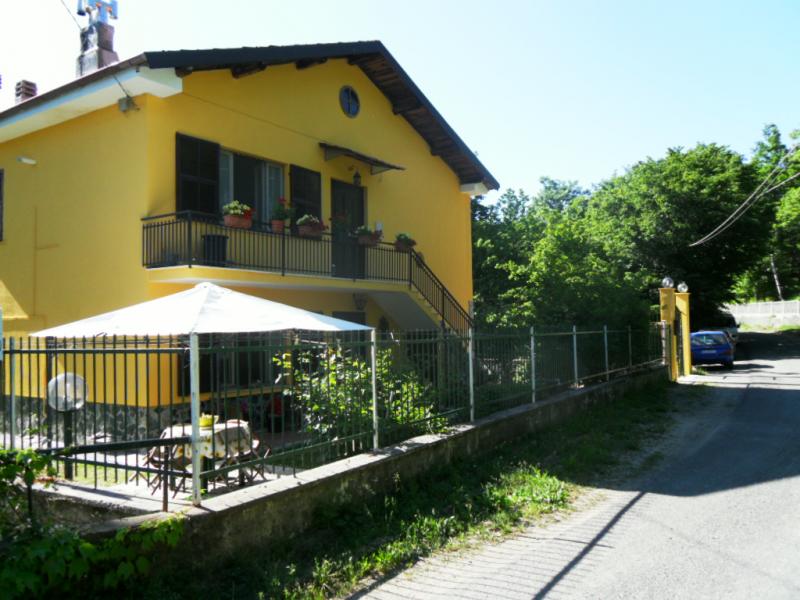 casa indipendente in vendita a Pontinvrea