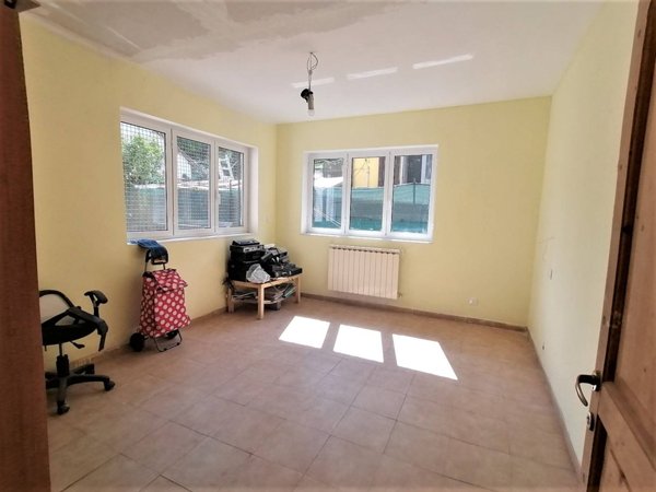 casa indipendente in vendita a Pontinvrea