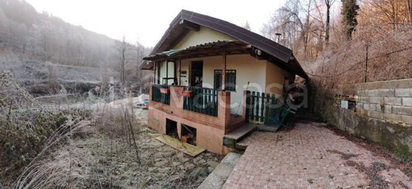 casa indipendente in vendita a Pontinvrea