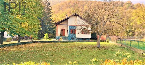 casa indipendente in vendita a Pontinvrea