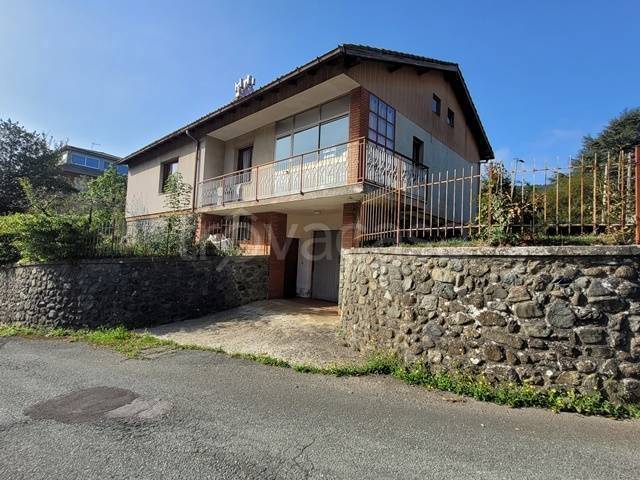 casa indipendente in vendita a Pontinvrea